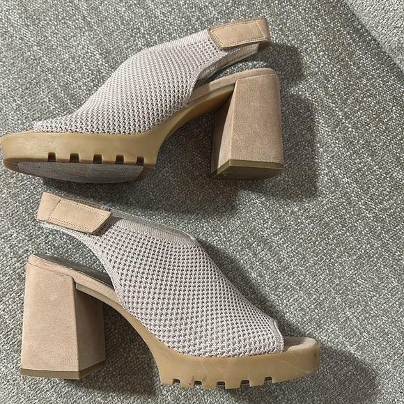 Eileen Fisher Cue knit sandal size 8 - Picture 2 of 6